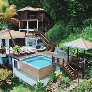 Lodge Moringa 1, Soufriere