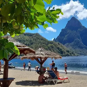 Apartment The Still Beach Resort-room 5, Soufriere